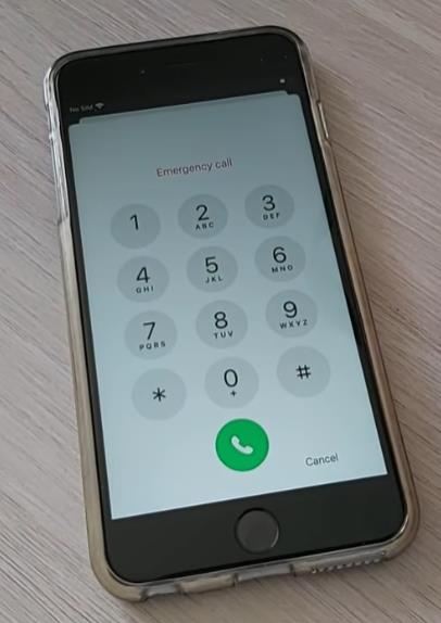 ダイヤルパッドを介してiPhone 6 iCloudをバイパスします