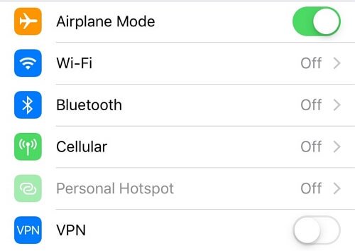 iPhone 15 SIMは利用できません